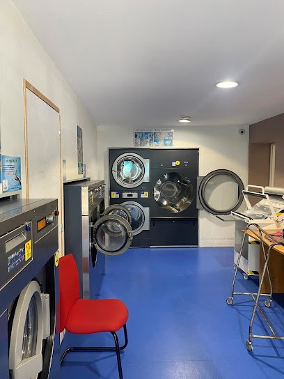 Plus Un Plis, Pressing à Albertville