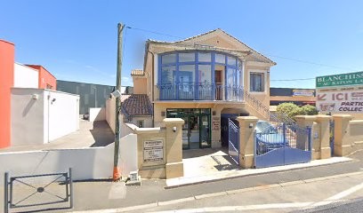 Au Raton Laveur, Pressing à Lunel