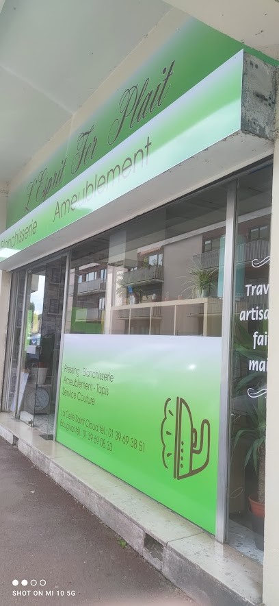 L'Esprit Fer Plait, Pressing à Bougival