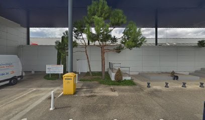 Bel & Blanc pressing, Pressing à Saintes