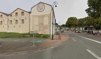 Laveau Veronique Frankline, Pressing à Gien