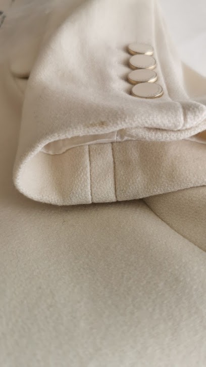 Escale Pressing, Pressing à Thiais