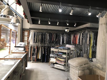 La teinturerie d’antan, Pressing à Pont-l'Évêque