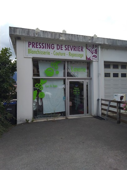 Isabel-Maria Torres-Hureau, Pressing à Sevrier