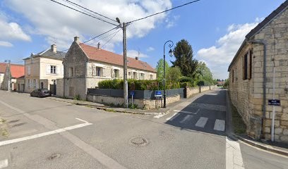 Pratt Hardy Michele, Pressing à Villers-sous-Saint-Leu