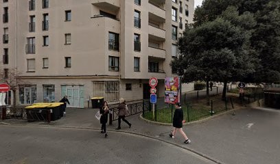 Leader Press Service David, Pressing au Kremlin-Bicêtre